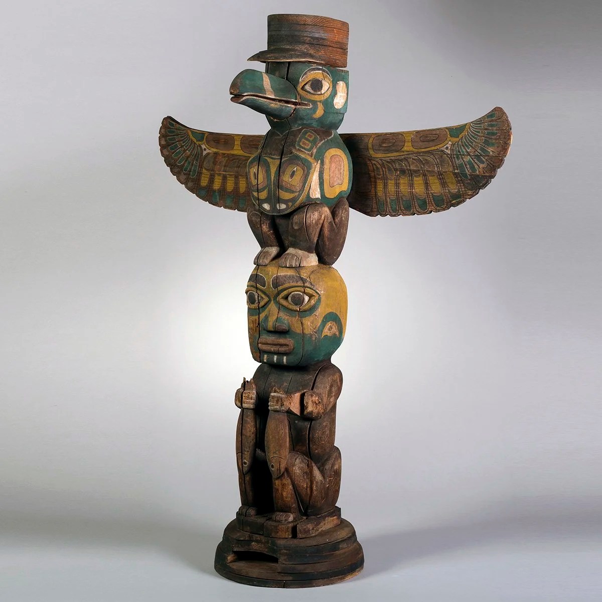 https://sustrainegrenity.org/wp-content/uploads/2025/10/ea41b-large-haida-totem-pole-northwest2bcoast-native-american-art-blackburn-1.webp